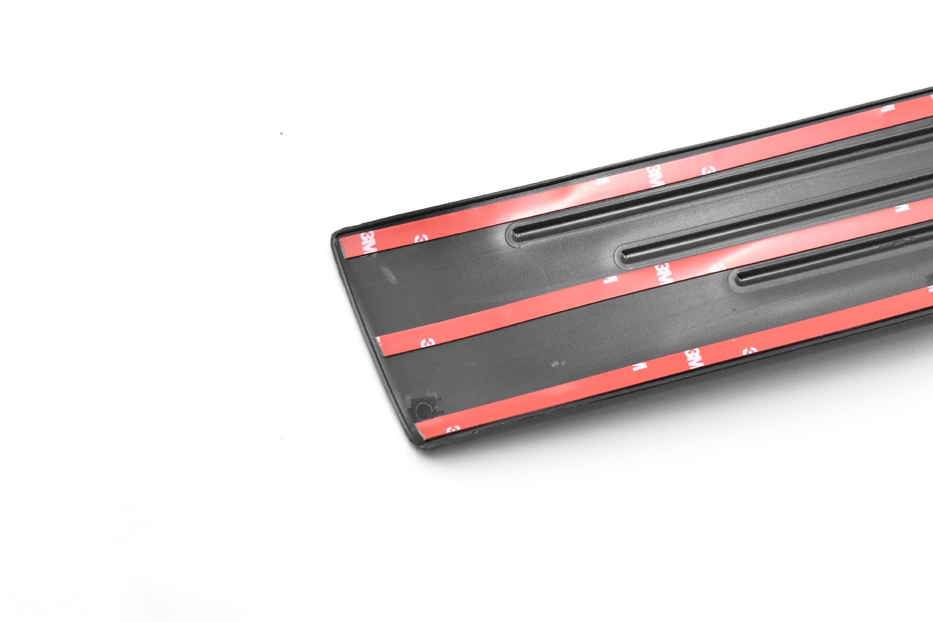 Trunk Rear Scuff Plate For Prius （2004-2008）