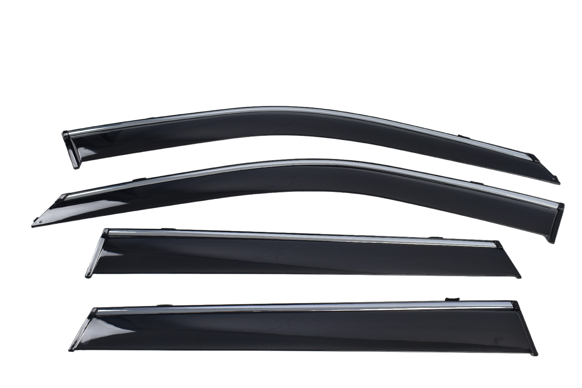 适用于哈弗H7晴雨挡